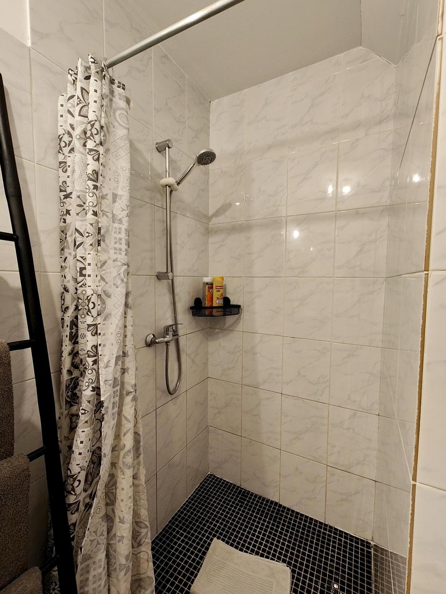 Crezilles Hotes Kamer foto